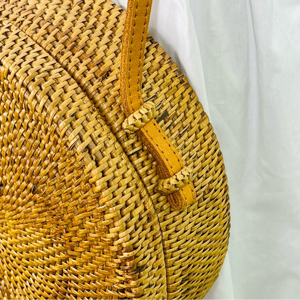 NEW Nell - Round Woven Bamboo shoulder bag - Picture 4 of 11